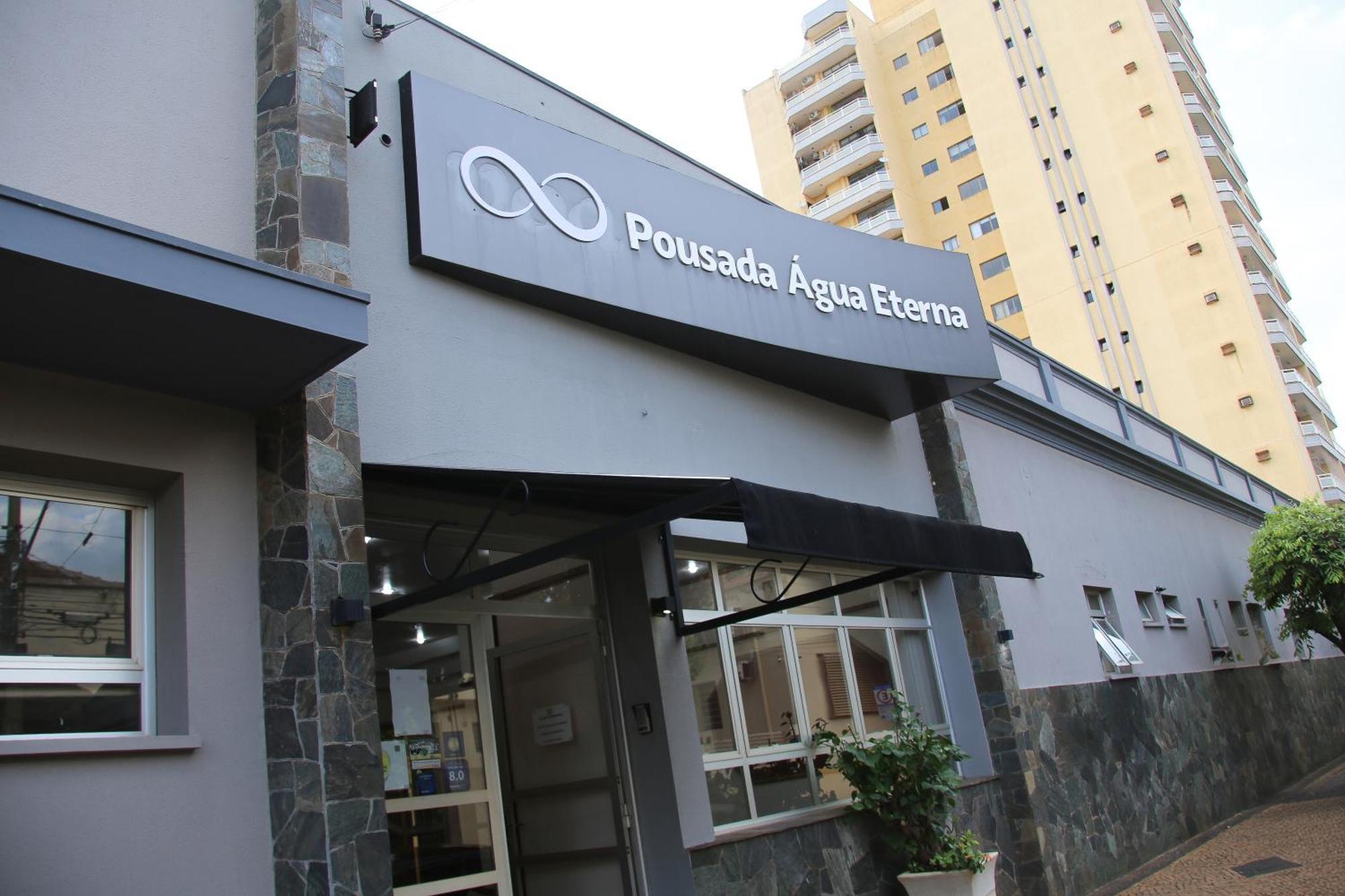 Pousada Agua Eterna - Proximo Ao Museu De Cera, Hot Beach E Thermas Dos Laranjais Olímpia Exteriör bild