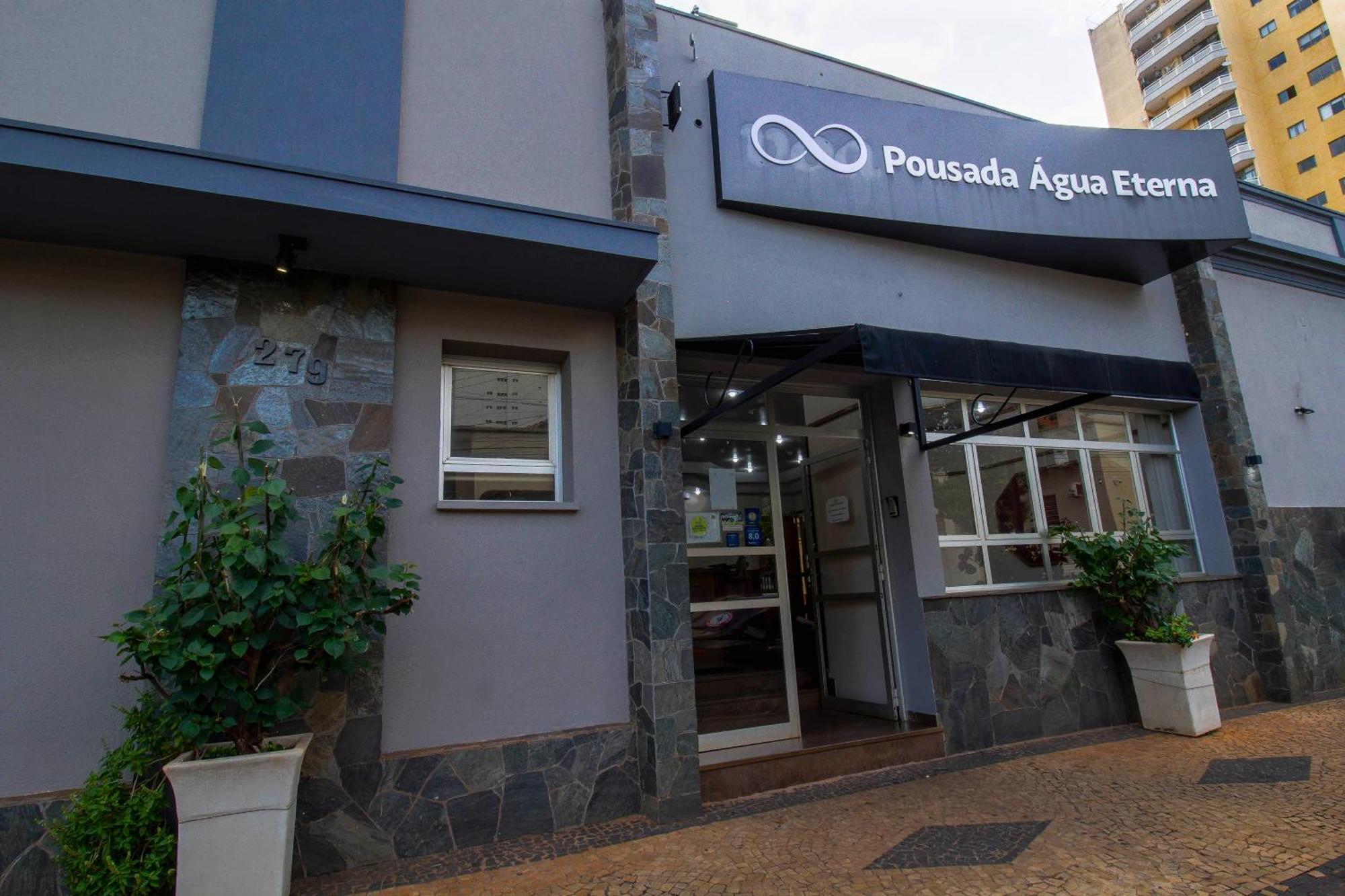 Pousada Agua Eterna - Proximo Ao Museu De Cera, Hot Beach E Thermas Dos Laranjais Olímpia Exteriör bild